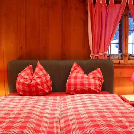 Apartament Surlej *